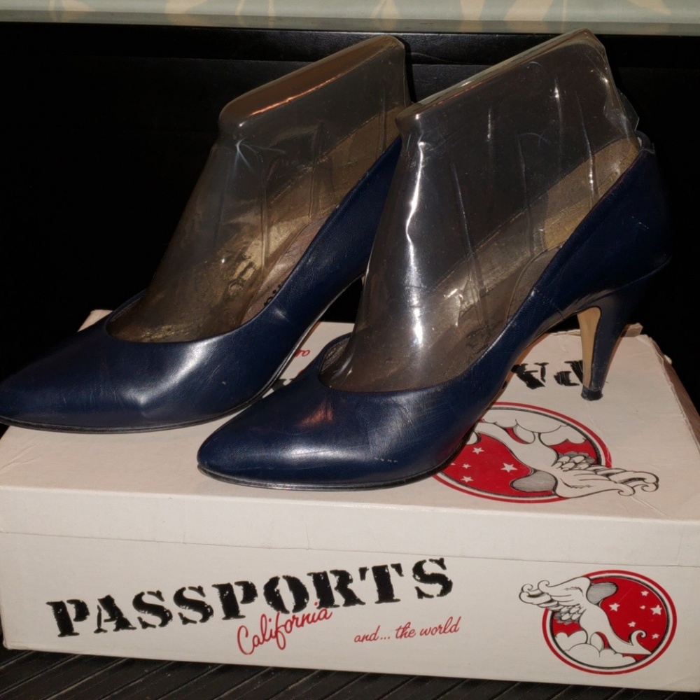 Blue 3"navy blue pumps